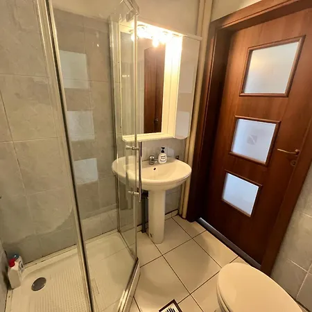 Apartment Cozy In Center!