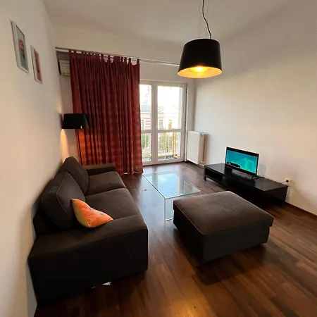 Apartment Cozy In Center!