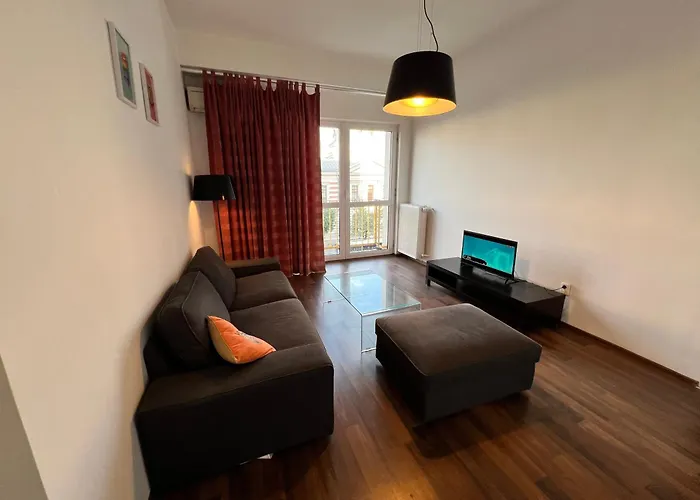 Apartment Cozy In Center!